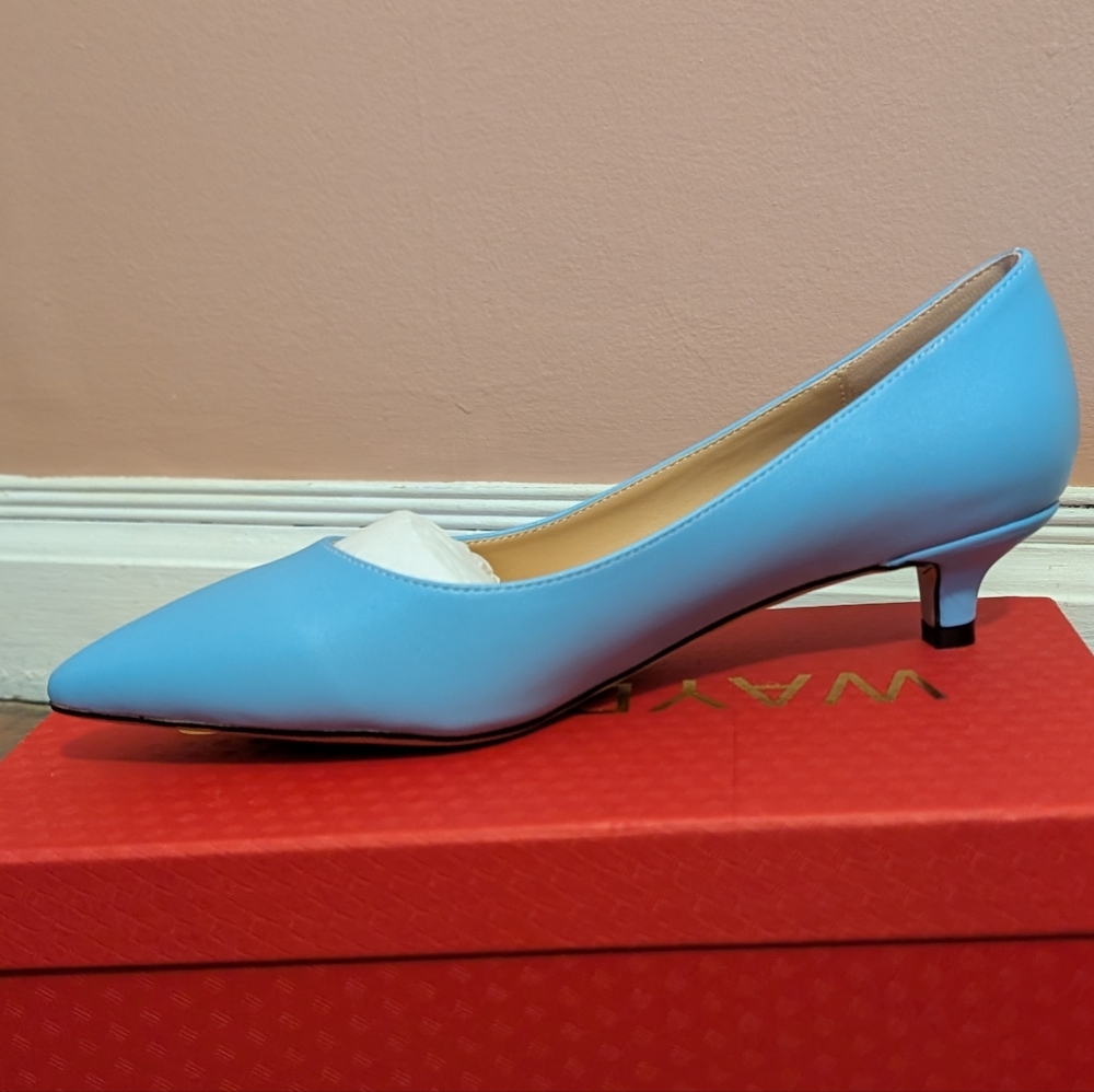 Light Blue Pointed-Toe Kitten Heel Pumps